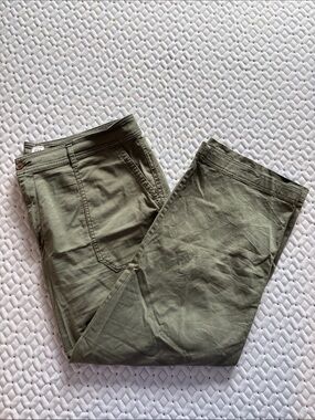 GAP Women’s Olive Green Casual Cotton Pants